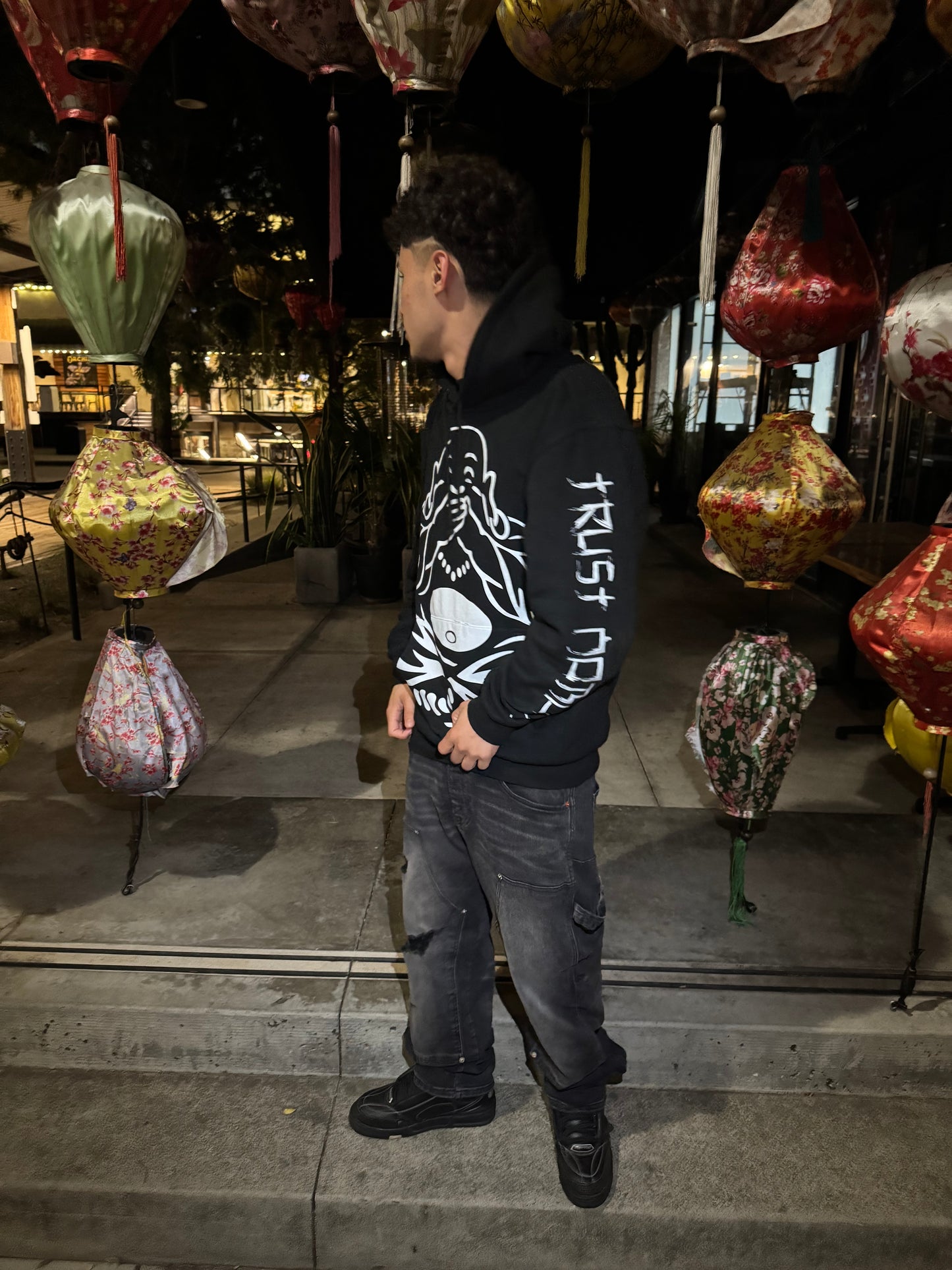 Trust Nobody Hoodie *BLACK*